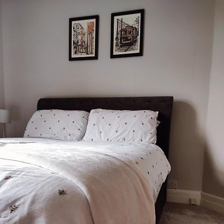 Atrium House Guest House Hazel Grove 외부 사진